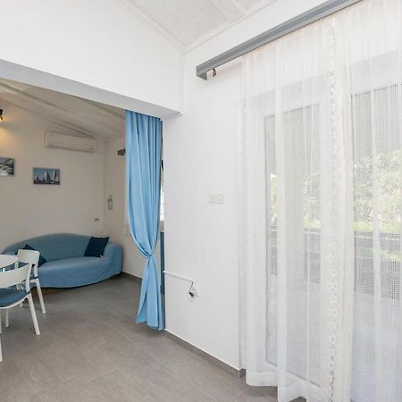 Apartments Mira ปริฟลากา ภายนอก รูปภาพ